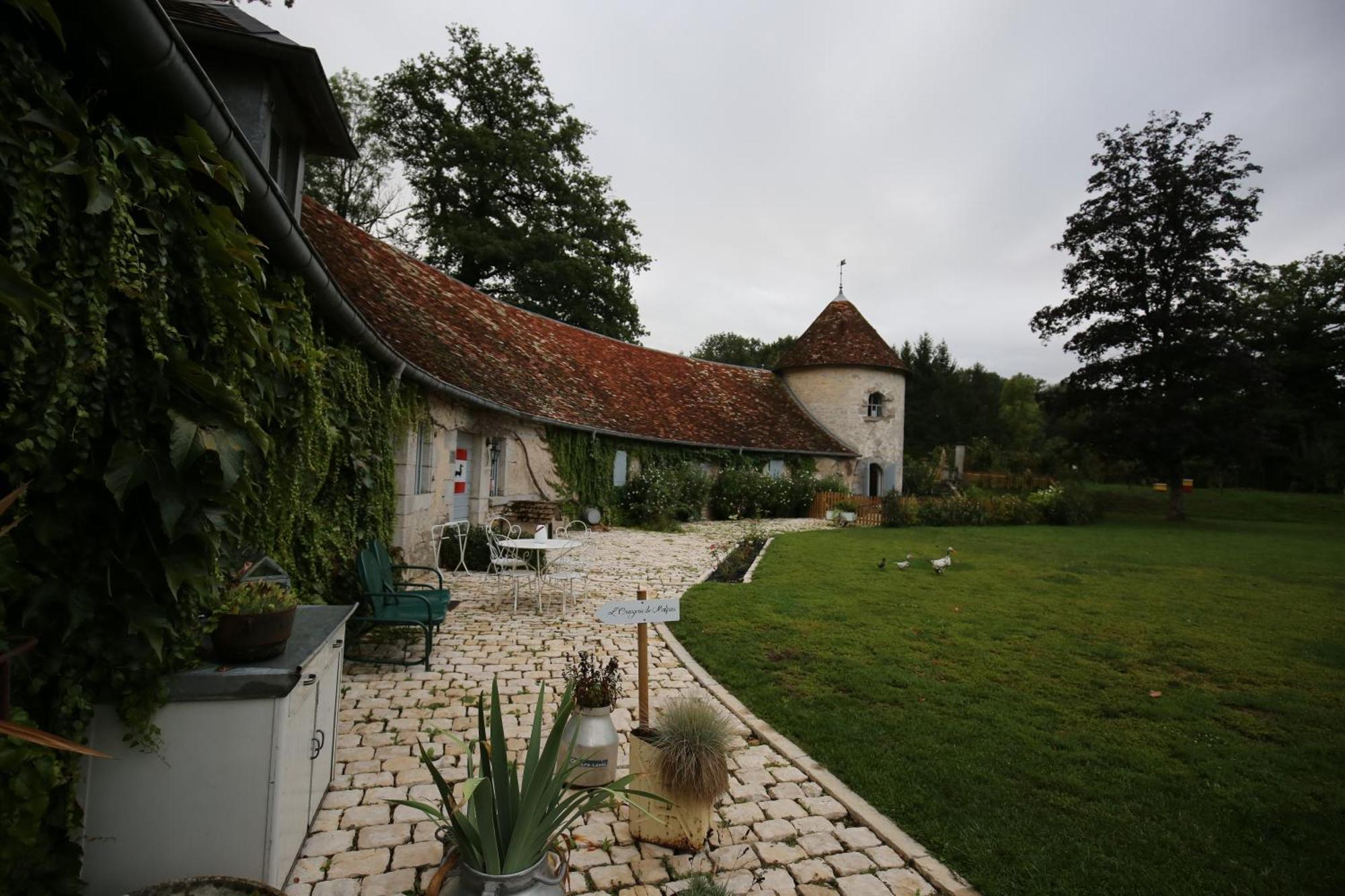 Bed and Breakfast La Roulotte Deluxe De Malpas Quingey Exteriér fotografie