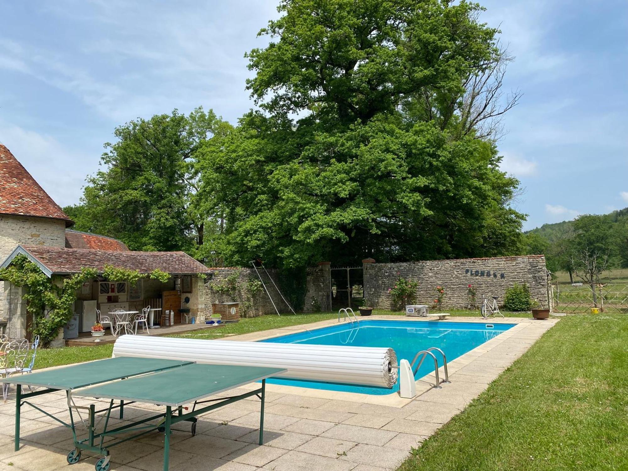 Bed and Breakfast La Roulotte Deluxe De Malpas Quingey Exteriér fotografie